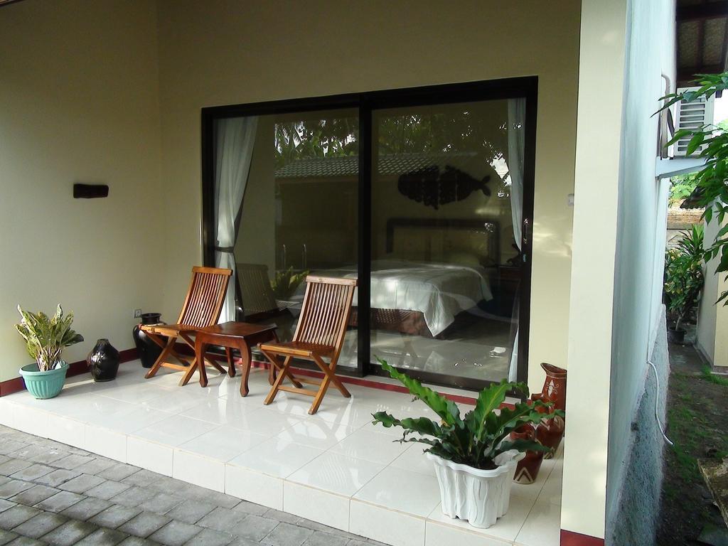Villa Yukie Senggigi Montongbuwoh Phòng bức ảnh