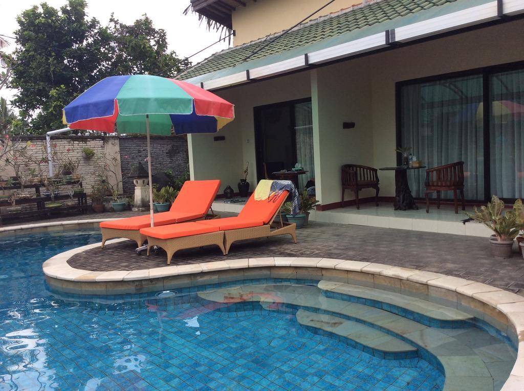 Villa Yukie Senggigi Montongbuwoh Ngoại thất bức ảnh