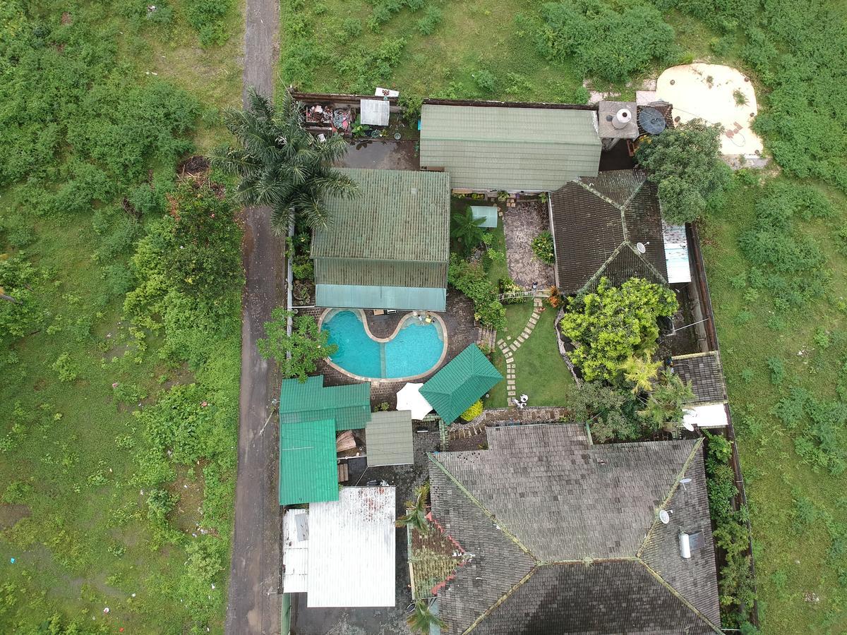 Villa Yukie Senggigi Montongbuwoh Ngoại thất bức ảnh